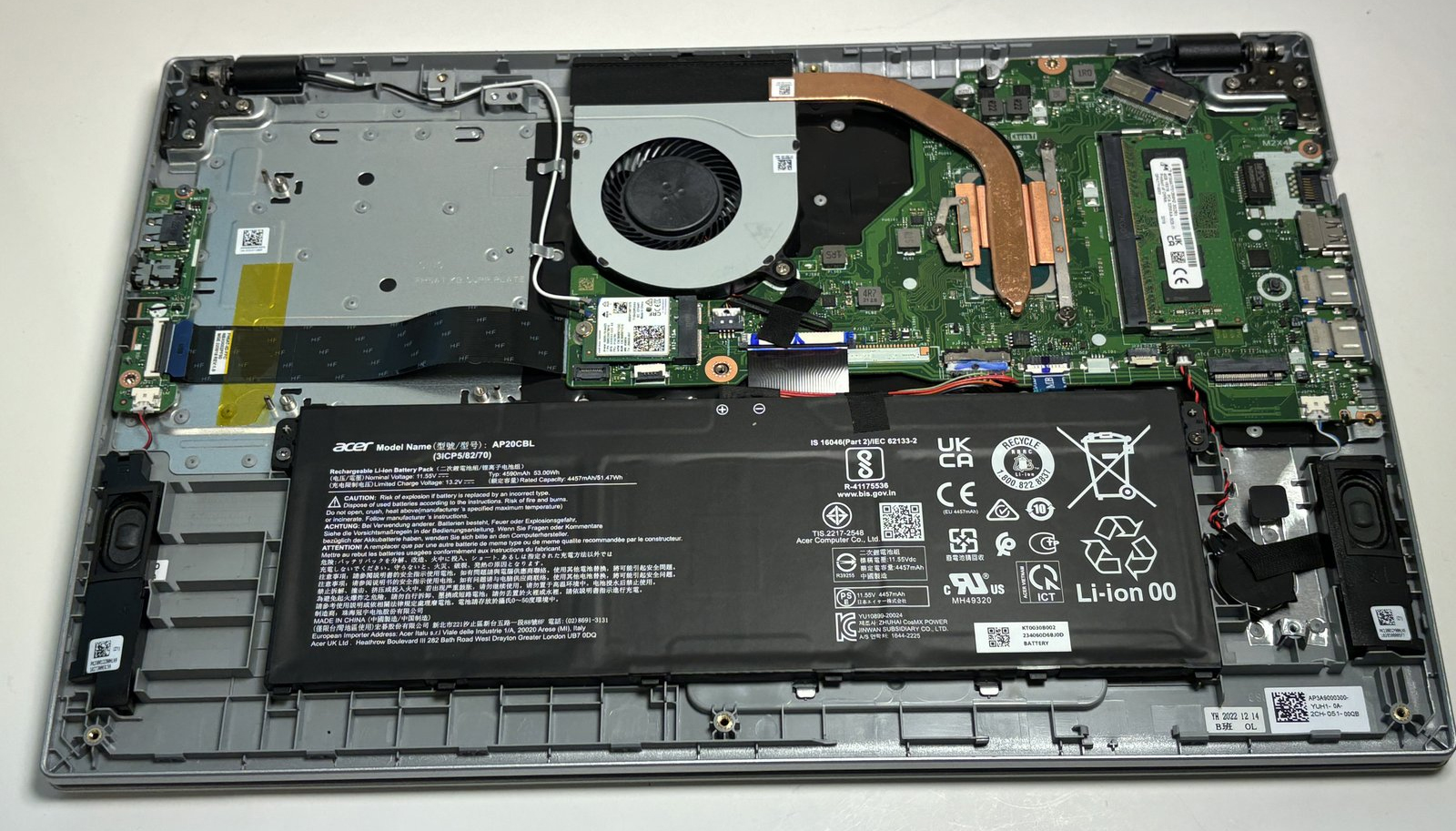Internal Photo of Acer Aspire 3 A315-56, A315-57, A315-57G, A315-58, A315-58G, A315-58S, backlit US keyboard original (Acer Aspire 3 A315-58)